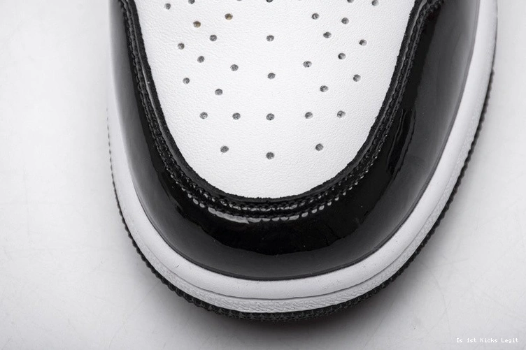 Mid Jordan Gold 1   852542-007 Patent Black White 0322